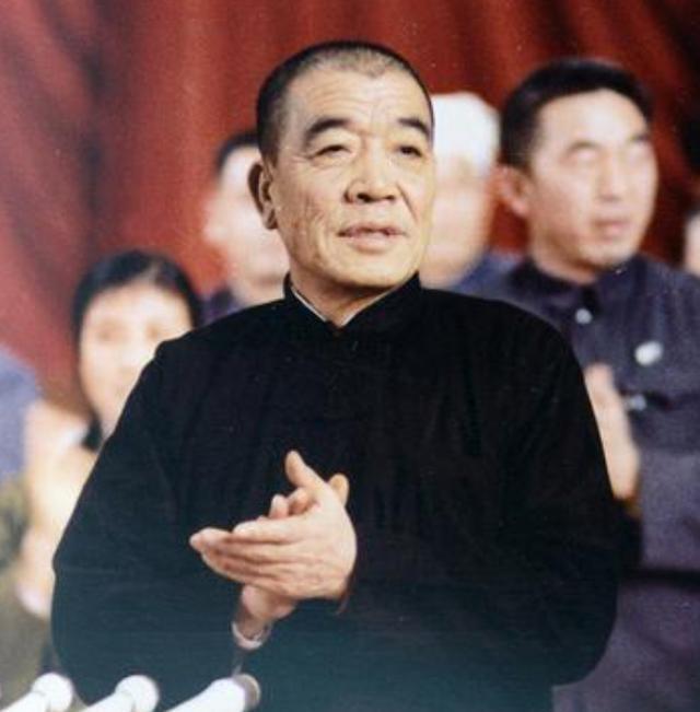 Kaiyun网页版-1986年陈永贵病逝，追悼会规格成难题，邓小平只说了一句话，全场安静